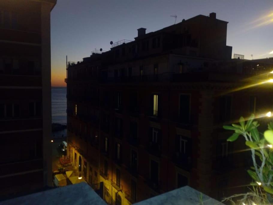 Amazing Roof In The Heart Of Naples! Apartment Luaran gambar